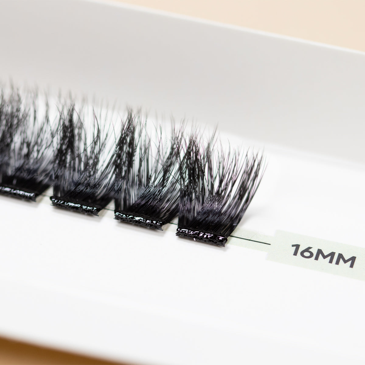 Single lashes 16mm | Whispy Extreme Clusters